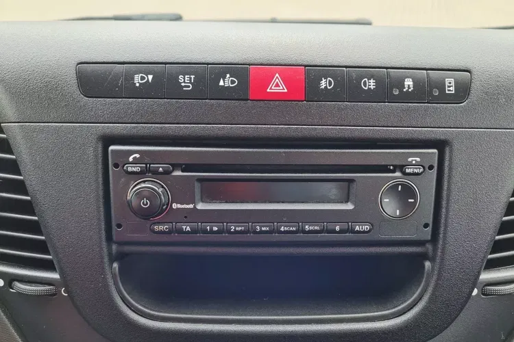 Iveco 70C17 Doka HDS 149999zł NETTO 3.0HPi/170KM zdjęcie 25