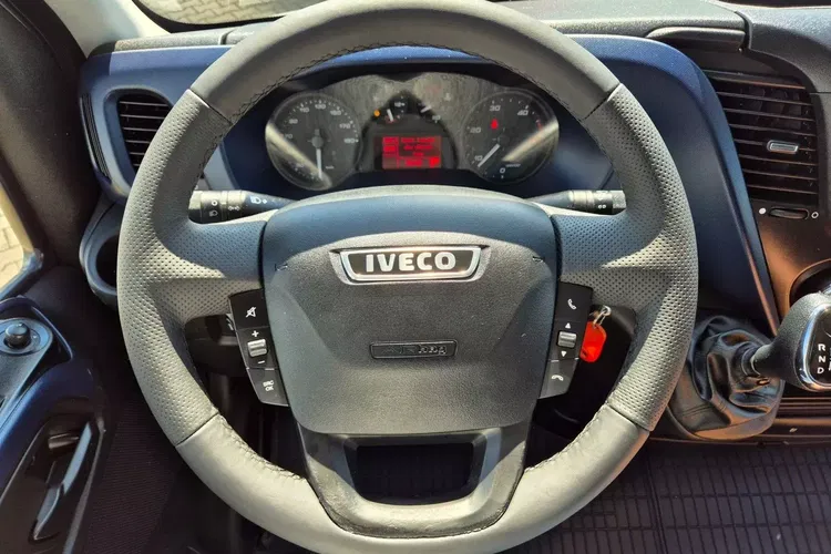 Iveco 35S16 Kontener 8 ePAL 84999zł NETTO 2.3 HPi/160KM Automat zdjęcie 21