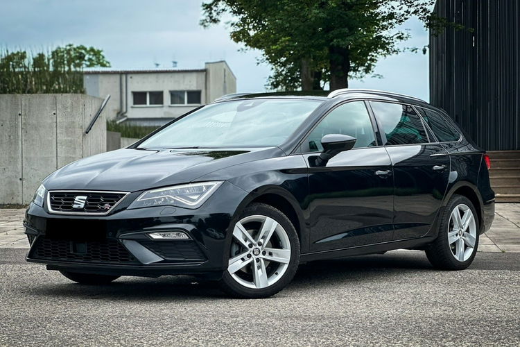 Seat Leon Cupra Virtual 300KM 4drive zdjęcie 15