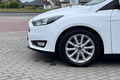 samochód osobowy Ford zdjęcie 11