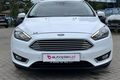 samochód osobowy Ford zdjęcie 19