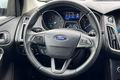 samochód osobowy Ford zdjęcie 22