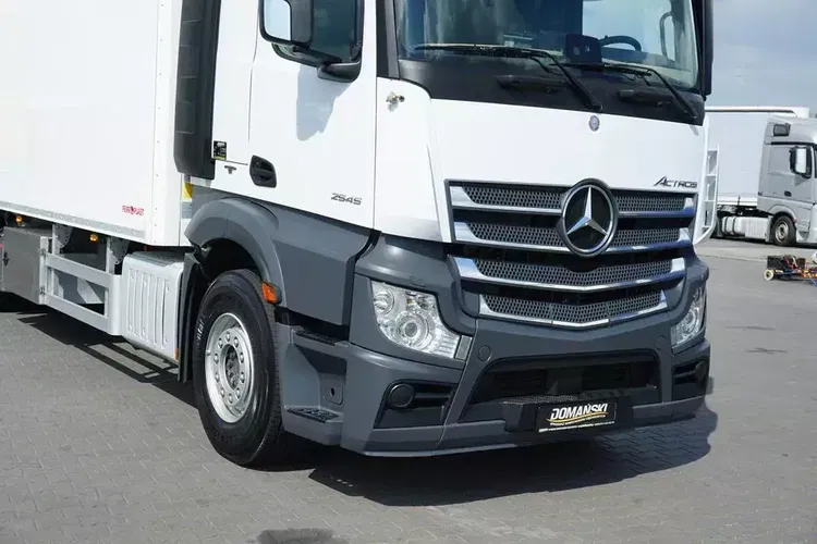 Mercedes ACTROS / 2545 / EURO 6 / CHŁODNIA + WINDA / 23 PALETY / OŚ SKRĘTNA zdjęcie 20