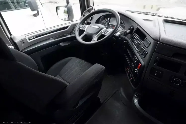 DAF XF 106.480 SSC / E6 / LOWDECK / RETARDER / MAŁY PRZEBIEG / SPROWADZONY Z NIEMIEC zdjęcie 12