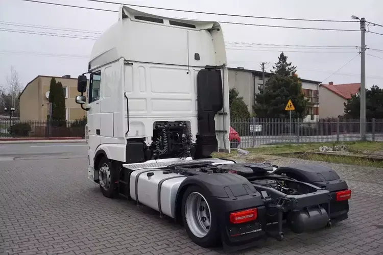 DAF XF 106.480 SSC / E6 / LOWDECK / RETARDER / MAŁY PRZEBIEG / SPROWADZONY Z NIEMIEC zdjęcie 3