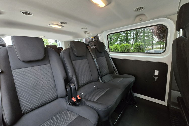 Ford Transit Custom 2.0 TDCi 130KM 9-osobowy / I właściciel / zdjęcie 28