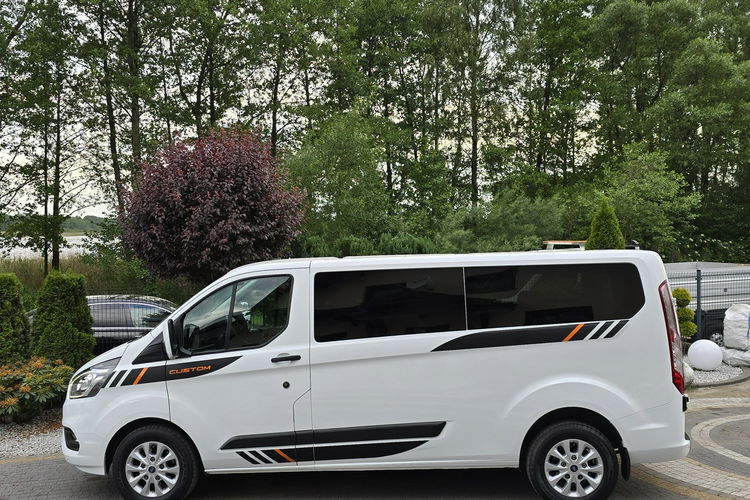 Ford Transit Custom 2.0 TDCi 130KM 9-osobowy / I właściciel / zdjęcie 4
