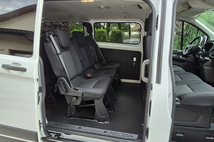Ford Transit Custom 2.0 TDCi 130KM 9-osobowy / I właściciel / zdjęcie 9