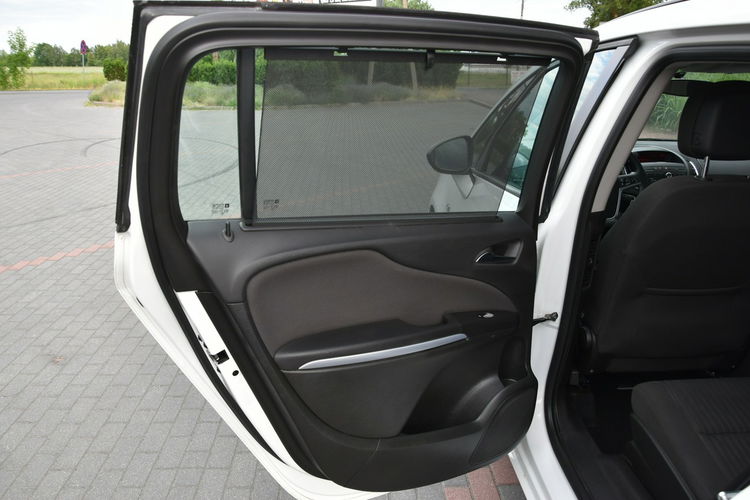 Opel Zafira Tourer 1.8 115KM 2014r. Klima TEMPOMAT czujniki Isofix zdjęcie 22