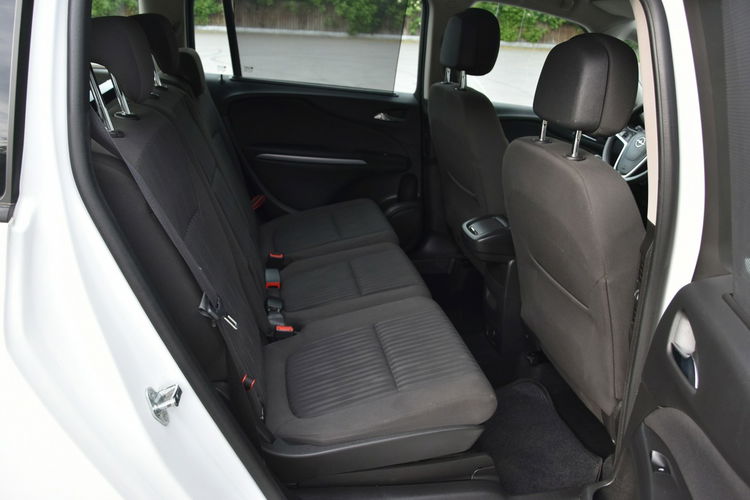 Opel Zafira Tourer 1.8 115KM 2014r. Klima TEMPOMAT czujniki Isofix zdjęcie 23
