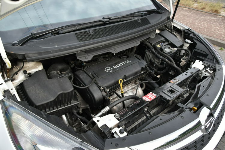 Opel Zafira Tourer 1.8 115KM 2014r. Klima TEMPOMAT czujniki Isofix zdjęcie 26