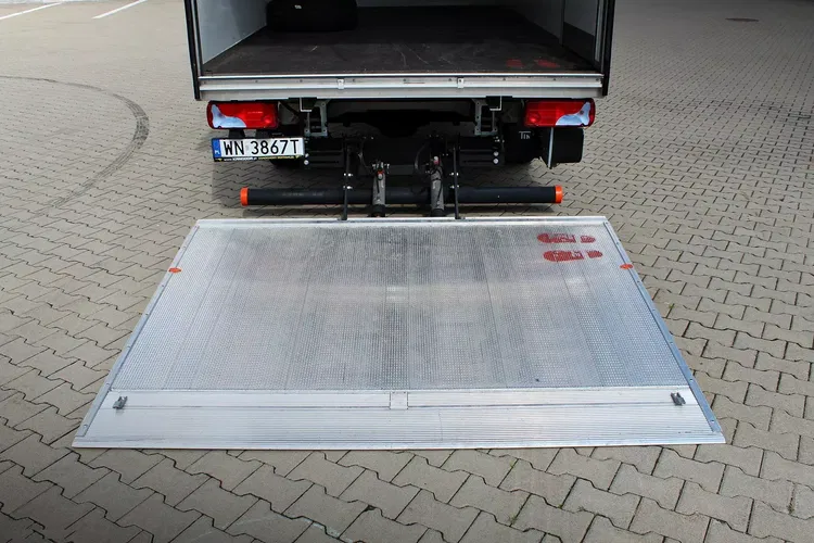 Volkswagen Crafter kontener + Winda Dhollandia zdjęcie 30