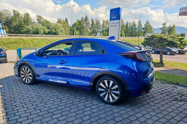 Honda Civic 1.6 i-DTEC Lifestyle + Brilliant Sporty Blue M zdjęcie 9