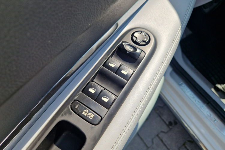 3008 Peugeot 3008 BiałaPerła Panorama Automat Skóra JBL DVD Bi-Xenon zdjęcie 12