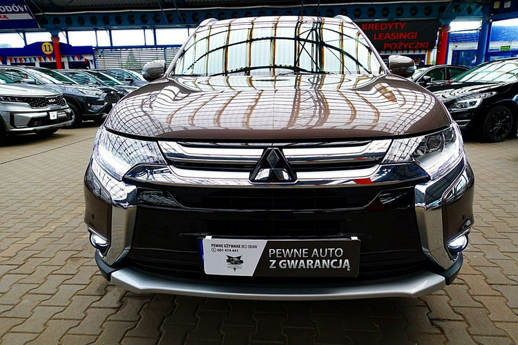 Mitsubishi Outlander 7-OSÓB 4x4 AUTOMAT Gwarancja I-wł Kraj Bezwypad FUllLed Kamera FV23% 4x2 zdjęcie 38