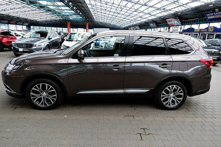 Mitsubishi Outlander 7-OSÓB 4x4 AUTOMAT Gwarancja I-wł Kraj Bezwypad FUllLed Kamera FV23% 4x2 zdjęcie 49