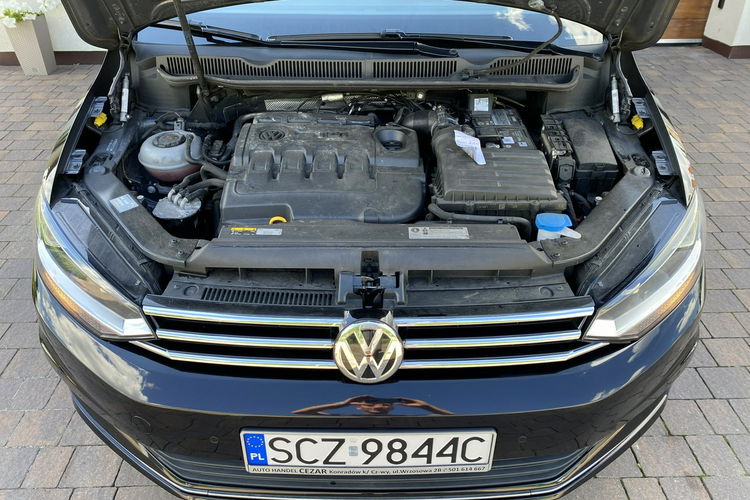 Volkswagen Touran 17r.1.6 tdi super wersja SOUND car play 7 osobowy zdjęcie 21