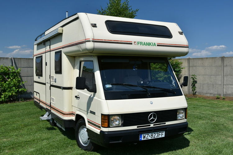 Mercedes MB 100 Kamper 2.3D 1988r. FRANKIA 6os. zadbany klasyk TRUMA WC zdjęcie 6