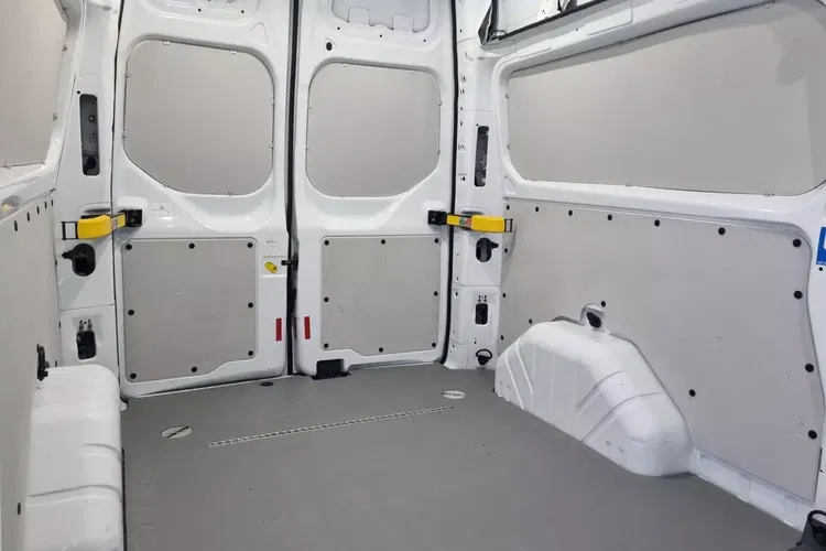 Ford Transit Custom L2H2 89900zł NETTO 2.0TdCi/170KM zdjęcie 13