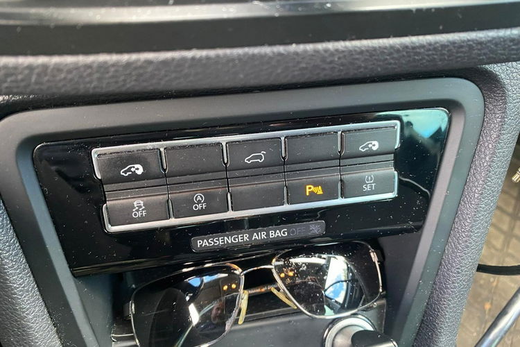 Volkswagen Sharan 2.0TDI dsg elektryczne drzwi 7 osobowy pełen serwis rok gwarancji zdjęcie 7