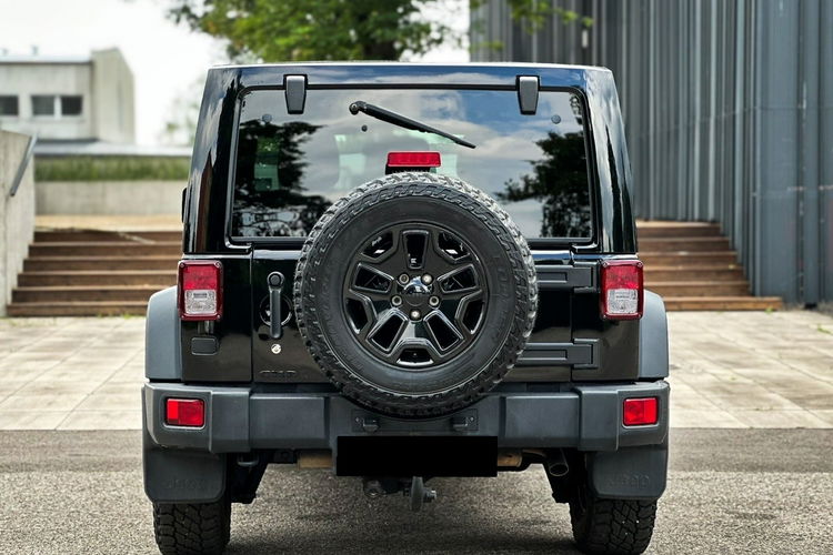 Jeep Wrangler Rubicon 2.8 zdjęcie 12