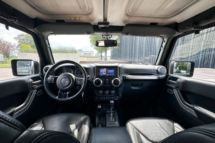 Jeep Wrangler Rubicon 2.8 zdjęcie 15