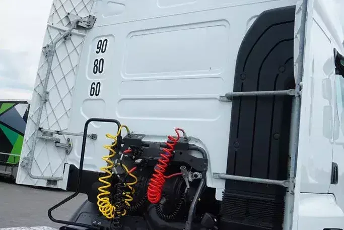 Renault PREMIUM / 460 DXI / EEV / MAŁY PRZEBIEG zdjęcie 39