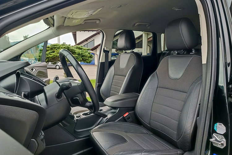 Ford Kuga 2.0 TDCi Wersja Titanium 4x4 + 150KM + 131 t.km zdjęcie 16