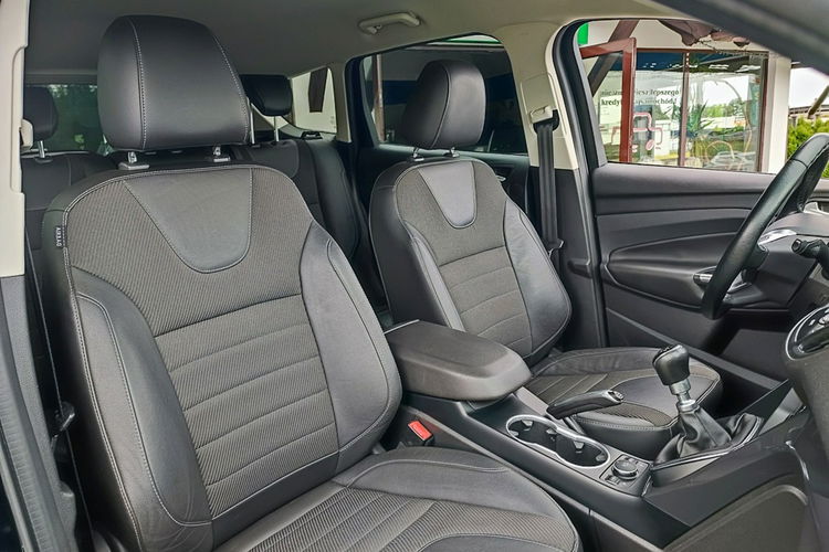 Ford Kuga 2.0 TDCi Wersja Titanium 4x4 + 150KM + 131 t.km zdjęcie 17