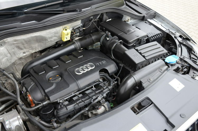 Audi Q3 2.0 TFSI Quattro 2x S-Line Serwis Led Bi-xenon Navi Kubełki Skóra zdjęcie 2