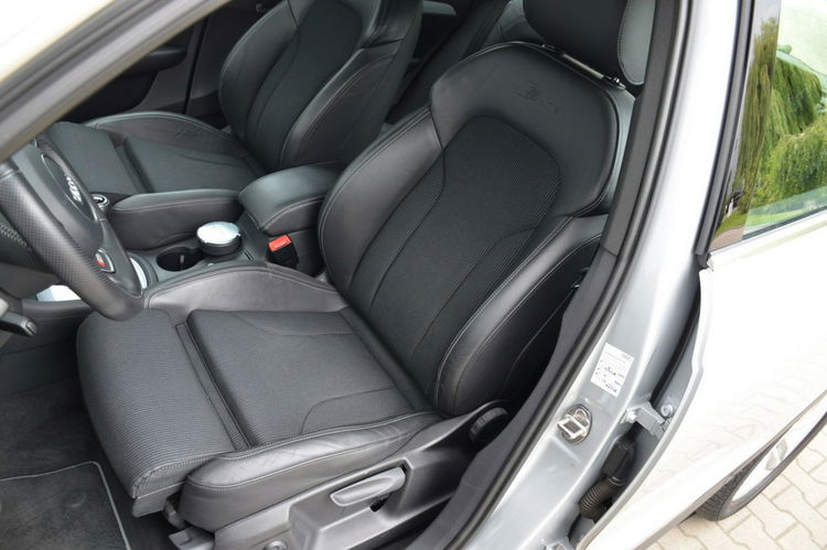 Audi Q3 2.0 TFSI Quattro 2x S-Line Serwis Led Bi-xenon Navi Kubełki Skóra zdjęcie 27