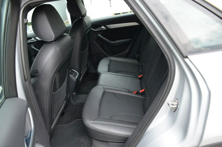Audi Q3 2.0 TFSI Quattro 2x S-Line Serwis Led Bi-xenon Navi Kubełki Skóra zdjęcie 29