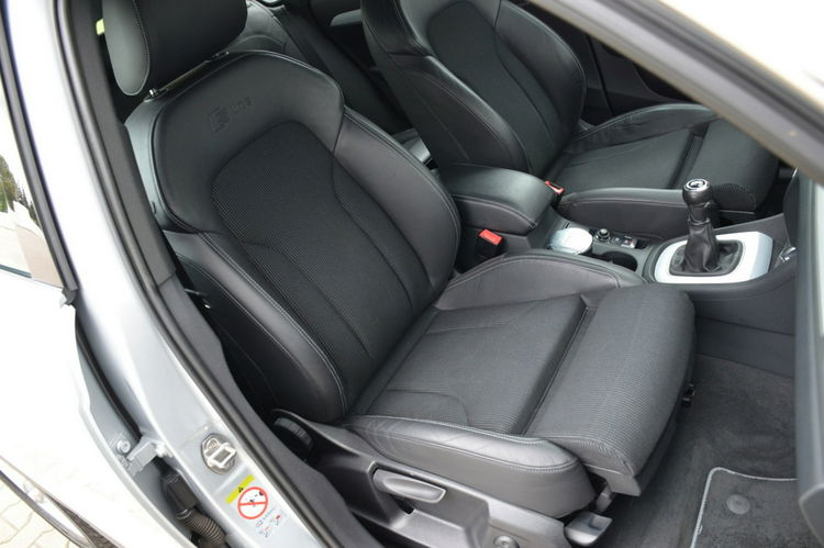 Audi Q3 2.0 TFSI Quattro 2x S-Line Serwis Led Bi-xenon Navi Kubełki Skóra zdjęcie 30