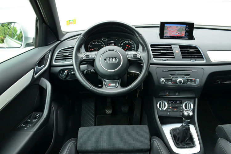 Audi Q3 2.0 TFSI Quattro 2x S-Line Serwis Led Bi-xenon Navi Kubełki Skóra zdjęcie 31
