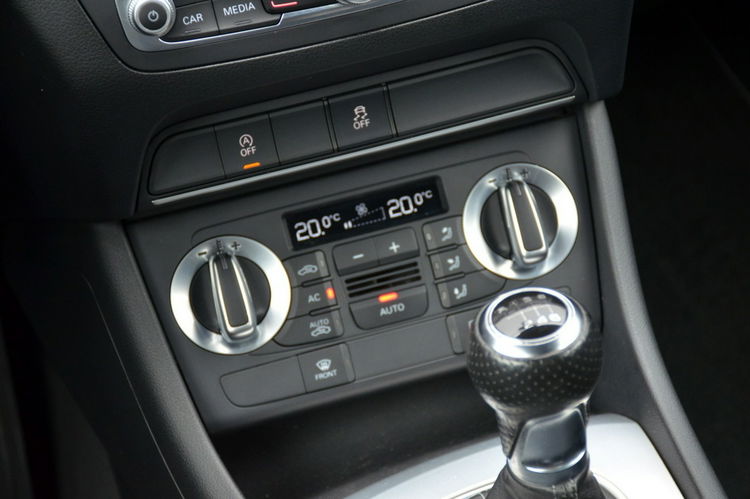 Audi Q3 2.0 TFSI Quattro 2x S-Line Serwis Led Bi-xenon Navi Kubełki Skóra zdjęcie 37
