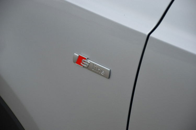 Audi Q3 2.0 TFSI Quattro 2x S-Line Serwis Led Bi-xenon Navi Kubełki Skóra zdjęcie 7
