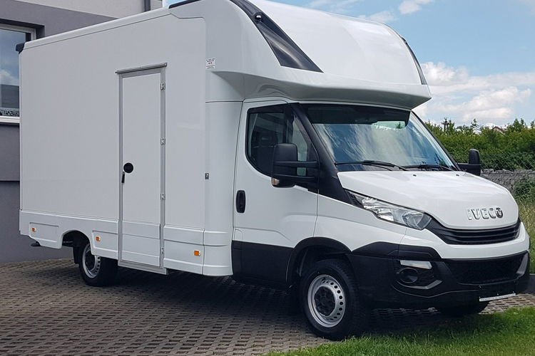 Iveco Daily 35S14 KONTENER NISKOPODŁOGOWY 4.31x2.24x2.42 KLIMA SKLEP FOODTRUCK KAMPER zdjęcie 1