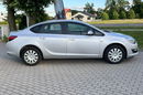 Opel Astra Auto Krajowe Benzyna 1.4T zdjęcie 14