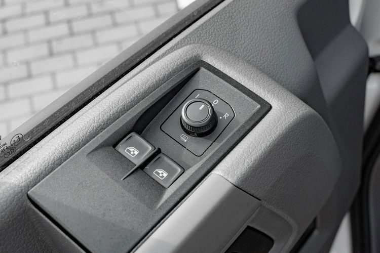 Volkswagen Crafter 2.0 TDi 140KM KLIMA Bluetooth USB Tempomat Salon PL VAT 23% zdjęcie 14