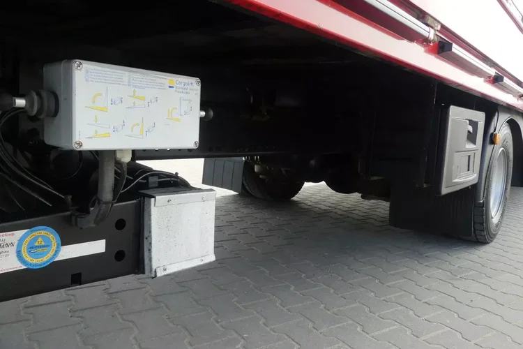 MAN TGL 12.250 / BURTO-PLANDEKA + WINDA / KABINA SYPIALNA / zdjęcie 14