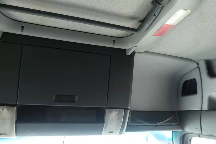 MAN TGL 12.250 / BURTO-PLANDEKA + WINDA / KABINA SYPIALNA / zdjęcie 26