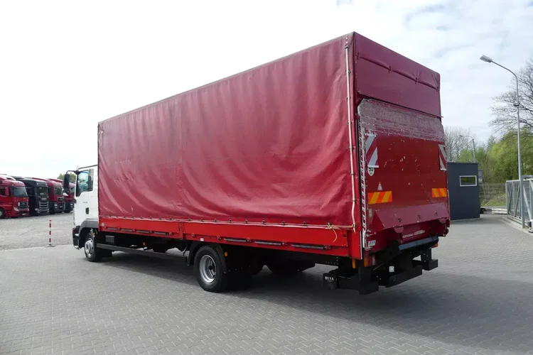 MAN TGL 12.250 / BURTO-PLANDEKA + WINDA / KABINA SYPIALNA / zdjęcie 5