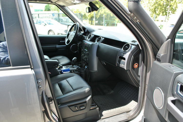 Land Rover Discovery 4.4 V8 SE 295KM wyprawowy, doposażony zdjęcie 29