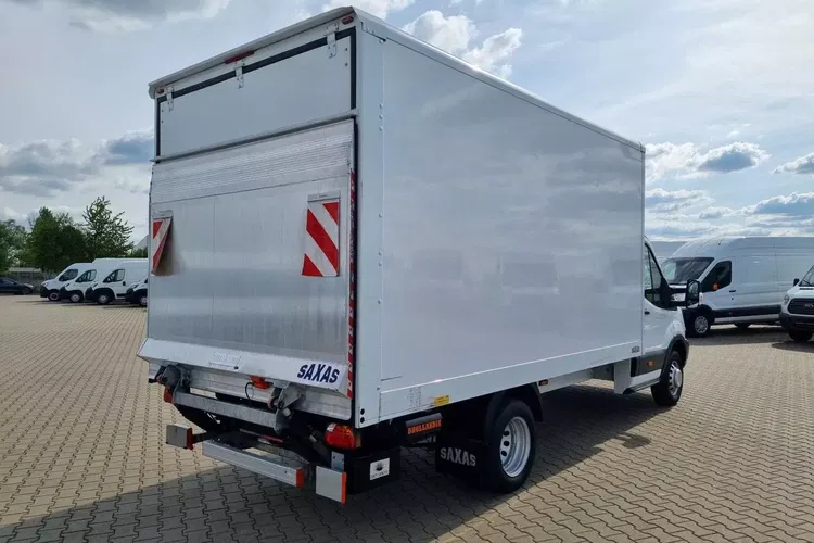 Ford Transit Kontener 8 ePAL 89900zł NETTO 2.0 TdCI/170KM zdjęcie 7