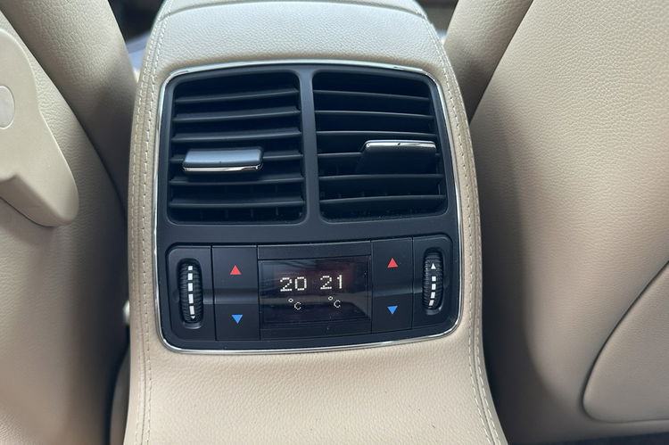 Mercedes CLS 350 Japonia, Ideał zdjęcie 18