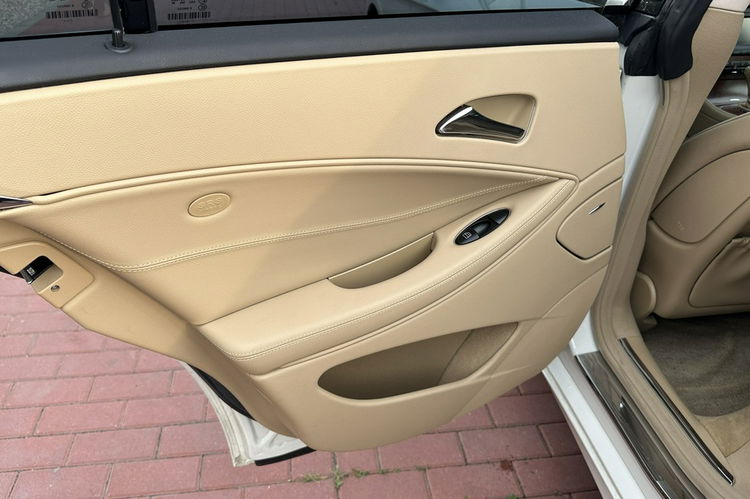 Mercedes CLS 350 Japonia, Ideał zdjęcie 23