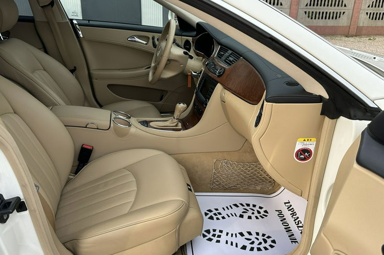 Mercedes CLS 350 Japonia, Ideał zdjęcie 35