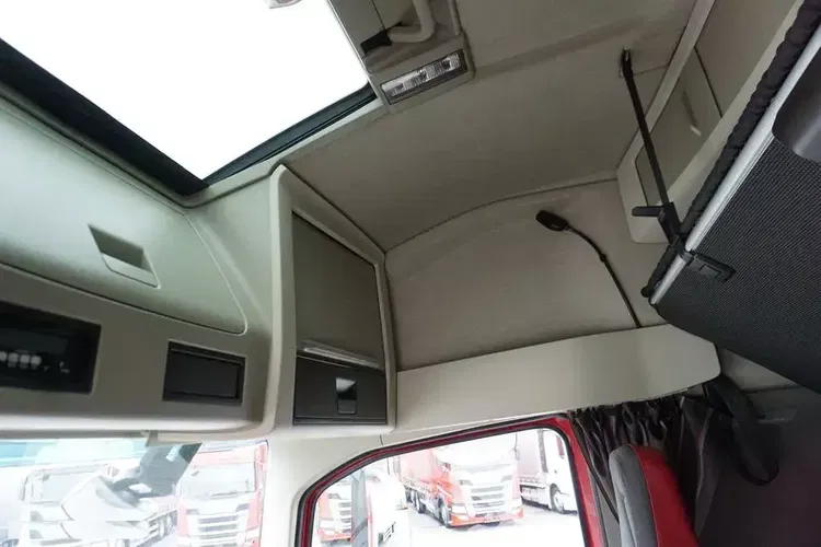 Volvo / FH 460 / ACC / EURO 6 / ZESTAW PRZESTRZENNY 120 M3 zdjęcie 21