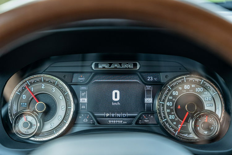 Dodge 1500 eTorque / LONG HORN LIMITED / Oryginalny przebieg / 5.7 V8 zdjęcie 26