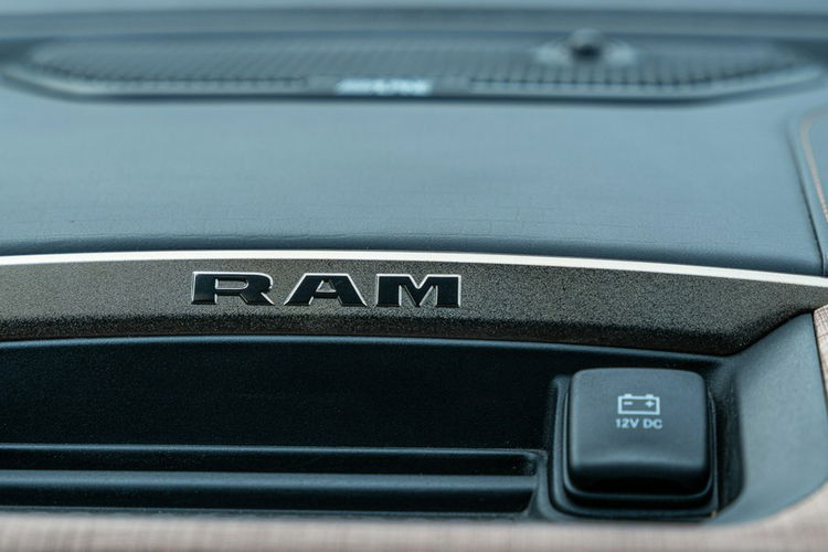 Dodge 1500 eTorque / LONG HORN LIMITED / Oryginalny przebieg / 5.7 V8 zdjęcie 33
